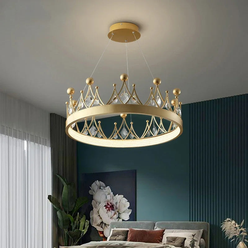 Crystal Crown Light Luxury Lamp